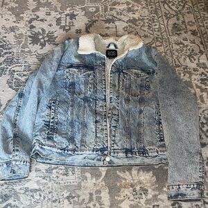 Jean jacket denim, bgd urban outfitters, medium